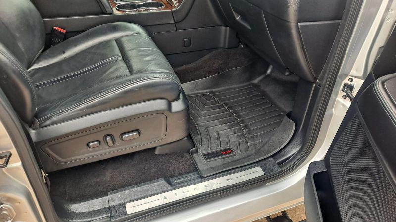 2015 Lincoln Navigator L Base