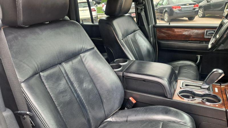 2015 Lincoln Navigator L Base