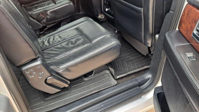 2015 Lincoln Navigator L Base