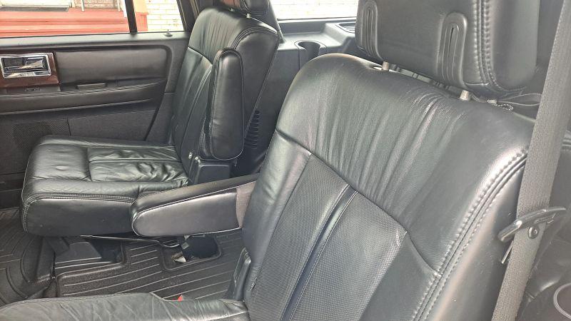 2015 Lincoln Navigator L Base