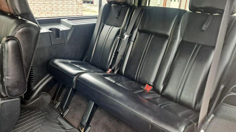 2015 Lincoln Navigator L Base