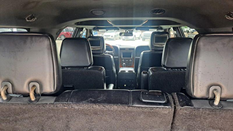 2015 Lincoln Navigator L Base