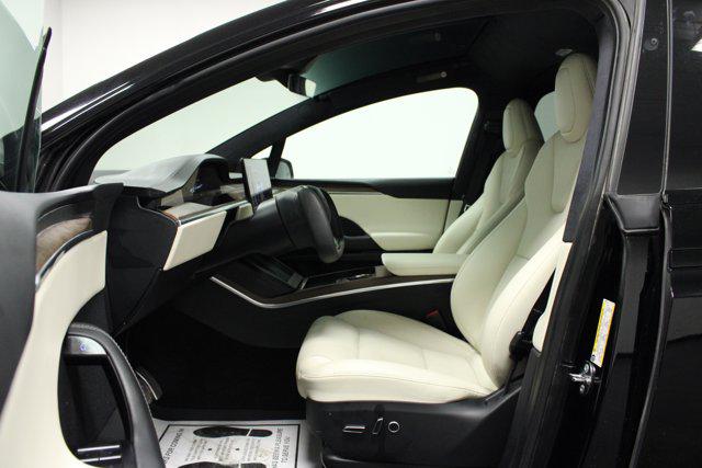 2023 Tesla Model X Base