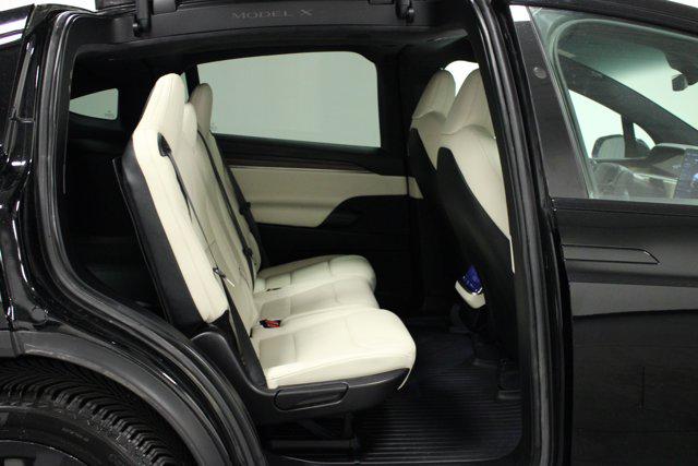 2023 Tesla Model X Base