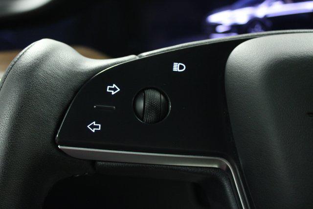 2023 Tesla Model X Base