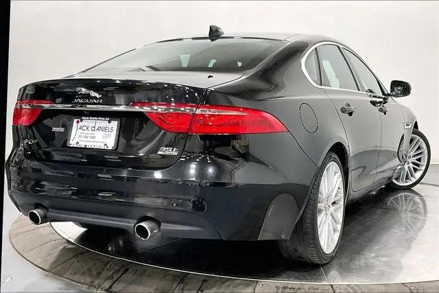2016 Jaguar XF 35t Prestige