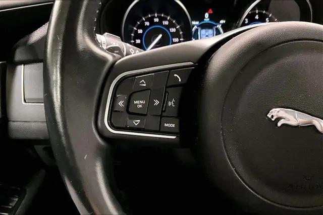 2016 Jaguar XF 35t Prestige