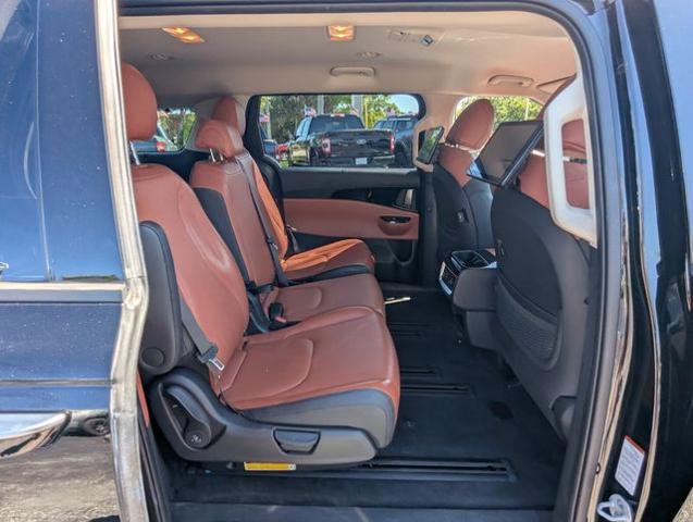 2023 Kia Carnival MPV SX