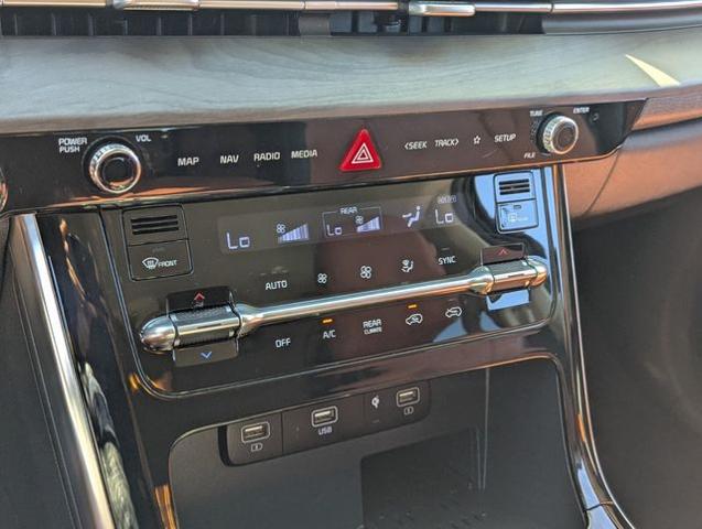 2023 Kia Carnival MPV SX