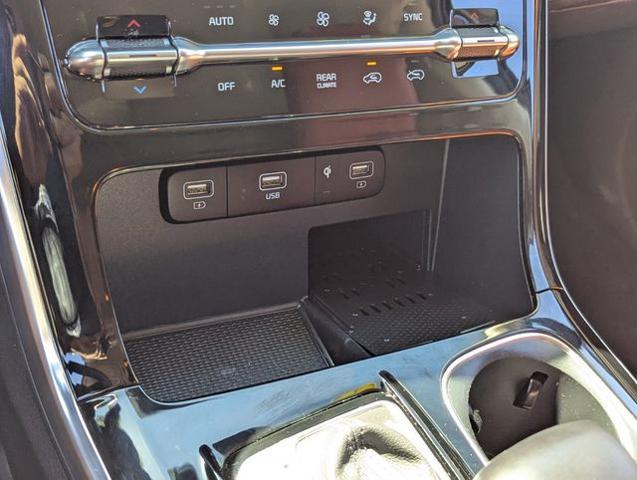2023 Kia Carnival MPV SX