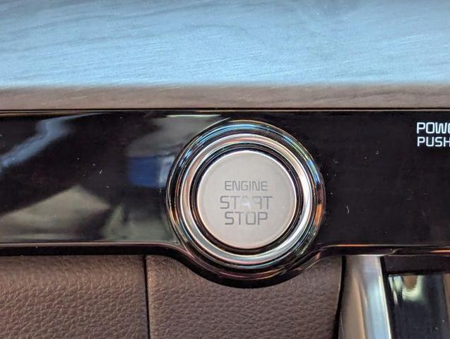 2023 Kia Carnival MPV SX