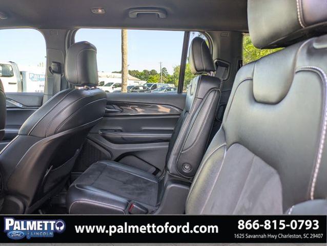 2023 Jeep Grand Cherokee L Altitude 4x2