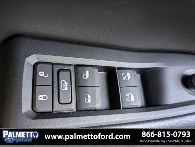 2023 Jeep Grand Cherokee L Altitude 4x2