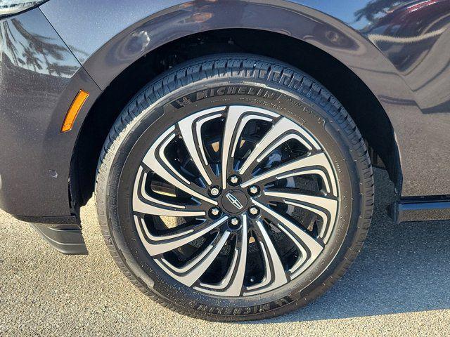 2025 Lincoln Navigator Black Label