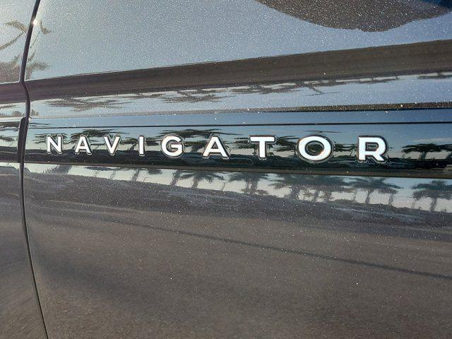 2025 Lincoln Navigator Black Label