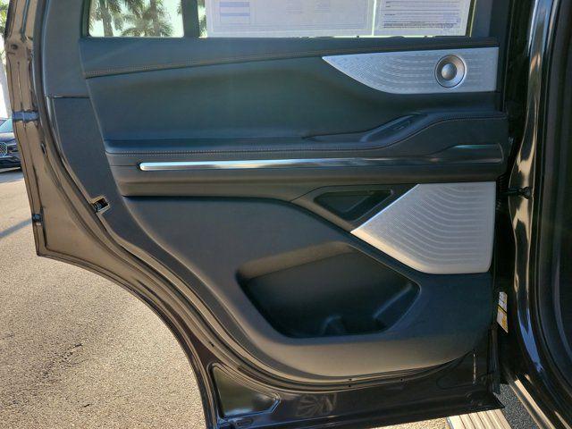 2025 Lincoln Navigator Black Label