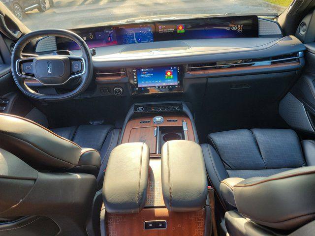 2025 Lincoln Navigator Black Label