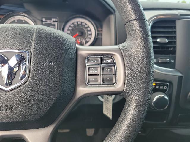 2024 Ram 1500 Classic Warlock Crew Cab 4x2 5'7" Box