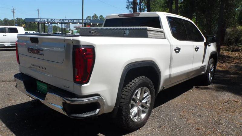 2020 GMC Sierra 1500 2WD Crew Cab Short Box SLT