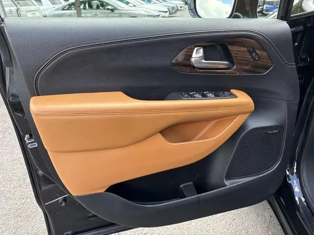 2022 Chrysler Pacifica Pinnacle AWD