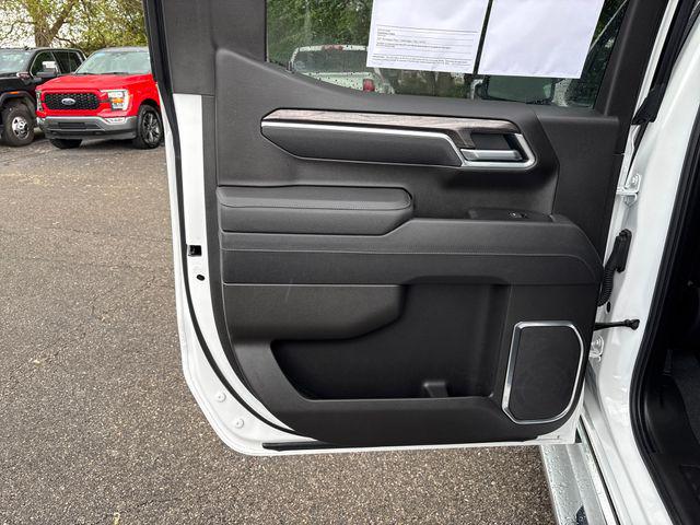 2025 Chevrolet Silverado 1500 4WD Crew Cab Short Bed LTZ
