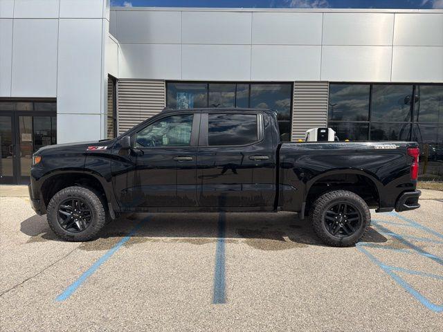 2021 Chevrolet Silverado 1500 4WD Crew Cab Short Bed Custom Trail Boss