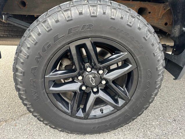 2021 Chevrolet Silverado 1500 4WD Crew Cab Short Bed Custom Trail Boss