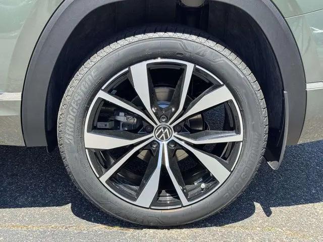 2026 Volkswagen Atlas SEL Premium R-Line