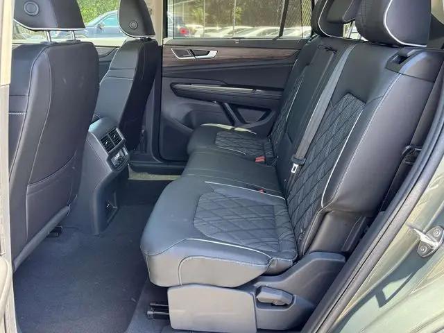 2026 Volkswagen Atlas SEL Premium R-Line