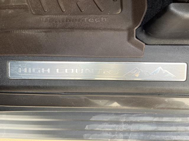 2021 Chevrolet Tahoe 4WD High Country