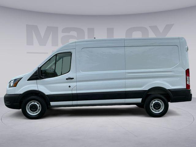 2025 Ford Transit Cargo Van 148 WB Medium Roof Cargo