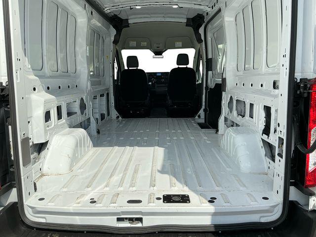 2025 Ford Transit Cargo Van 148 WB Medium Roof Cargo