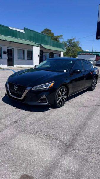 2021 Nissan Altima SR FWD