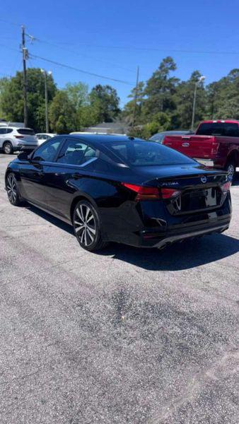 2021 Nissan Altima SR FWD