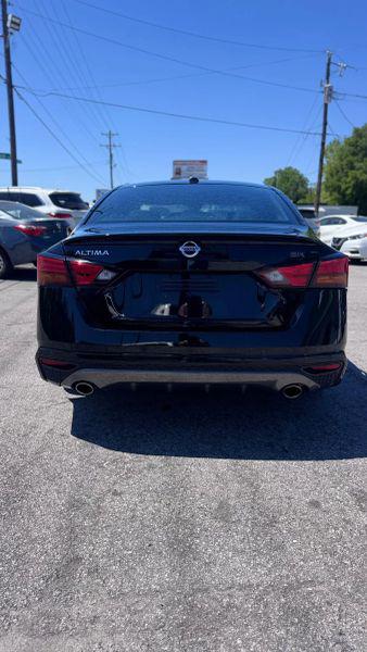 2021 Nissan Altima SR FWD
