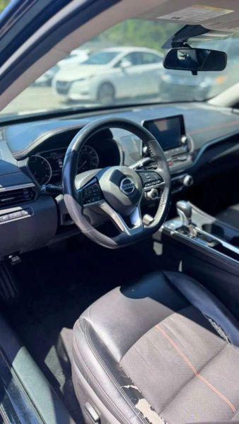 2021 Nissan Altima SR FWD