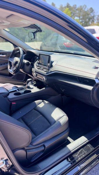 2021 Nissan Altima SR FWD