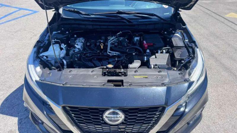 2021 Nissan Altima SR FWD