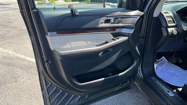 2017 Ford Explorer Platinum