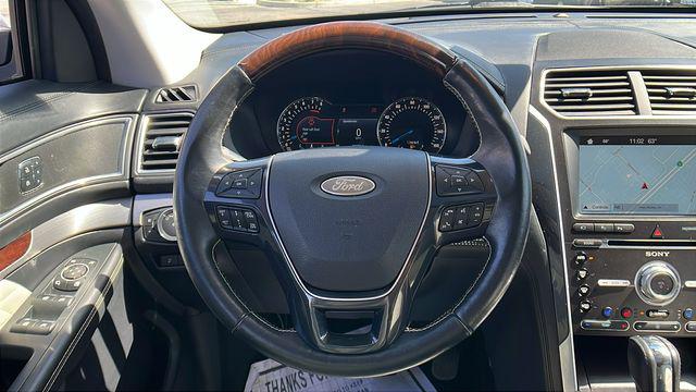 2017 Ford Explorer Platinum
