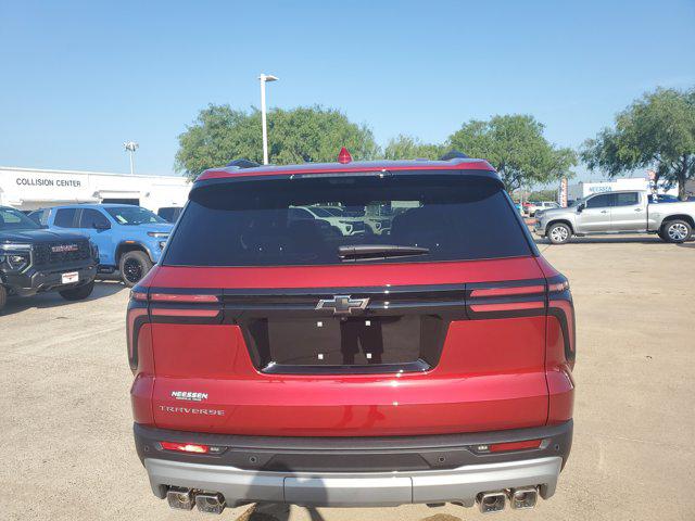 2026 Chevrolet Traverse FWD LT