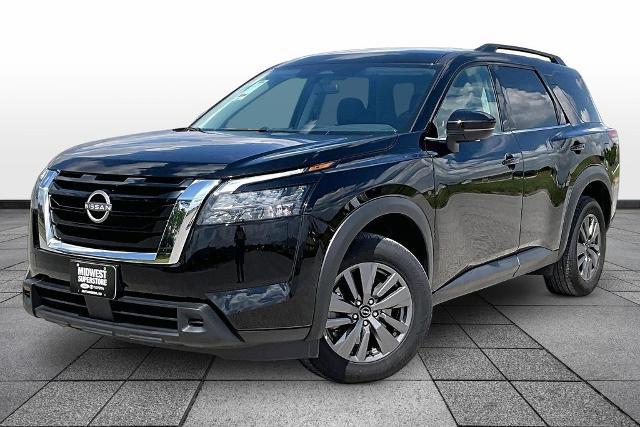 2024 Nissan Pathfinder SV FWD for sale in Hutchinson, KS