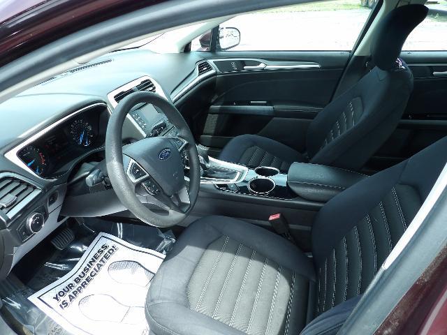 2013 Ford Fusion SE