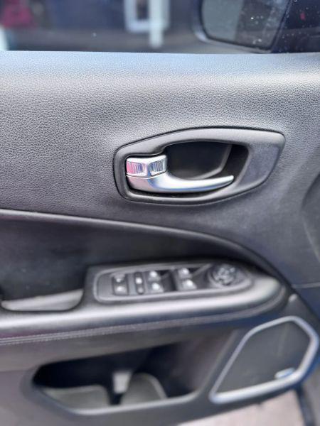 2020 Jeep Compass Altitude FWD