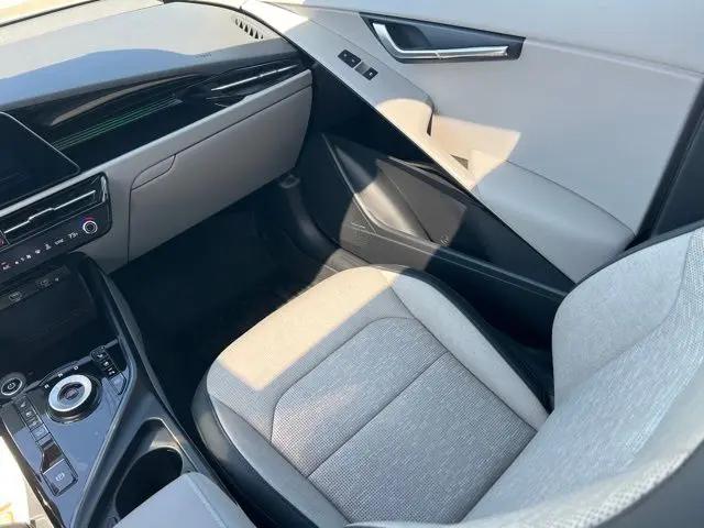 2024 Kia Niro EV Wave
