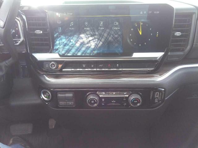 2024 Chevrolet Silverado 3500HD 4WD Crew Cab Long Bed LT