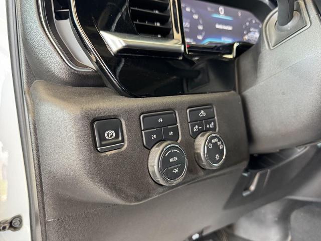 2024 Chevrolet Silverado 3500HD 4WD Crew Cab Long Bed LT