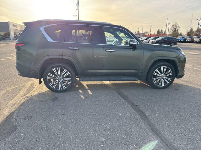 2023 Lexus LX Luxury