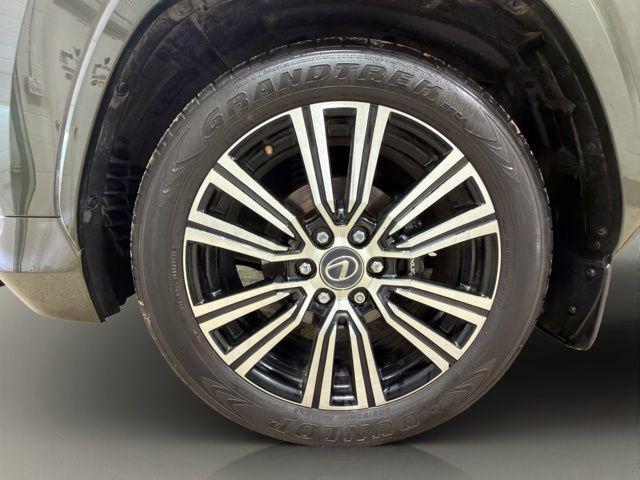 2023 Lexus LX Luxury