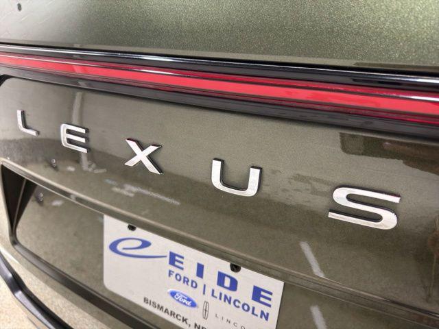 2023 Lexus LX Luxury